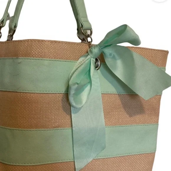 Ulta Beauty | Medium Purse Tote Beach Bag Mint & Cream Striped 7" x 9" x… - Picture 5 of 13